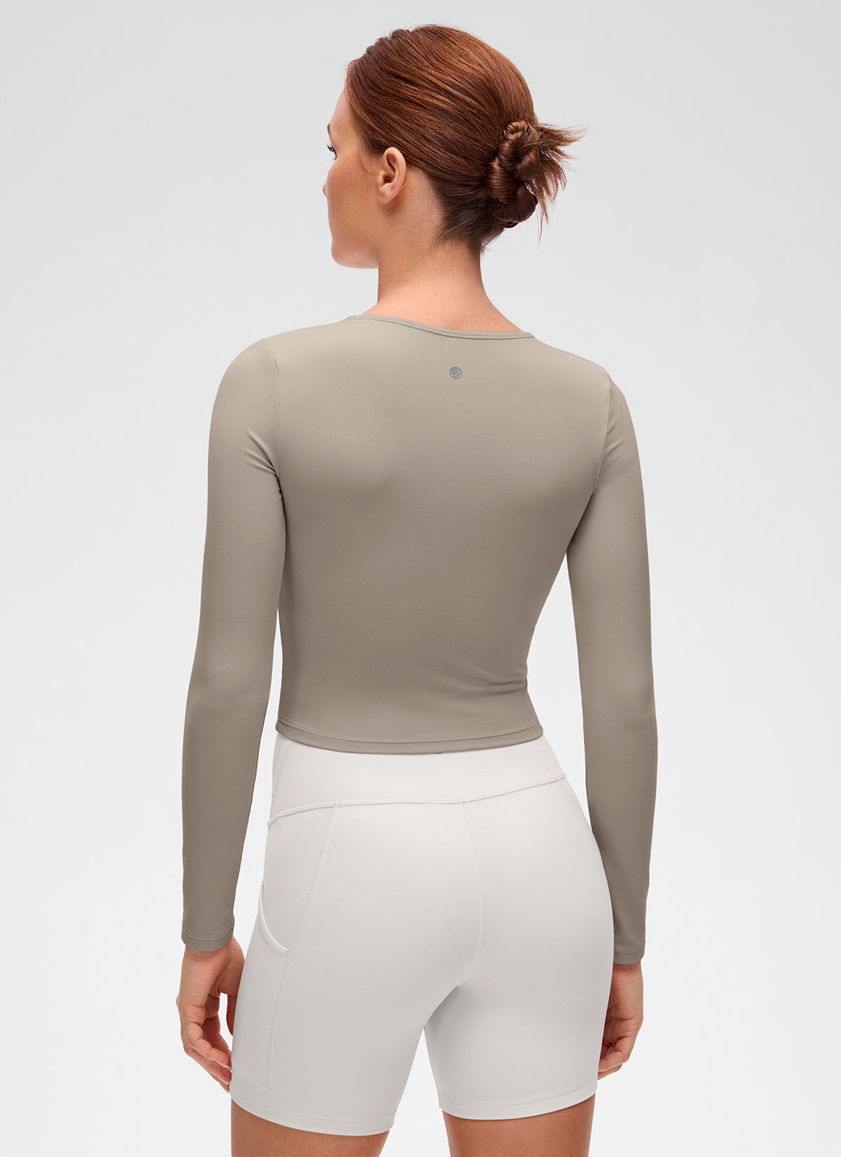 CRZ YOGA Áo thun yoga nữ ôm sát, kiểu crop- Butterluxe , tay dài, đường may trước, màu xám tro ấm